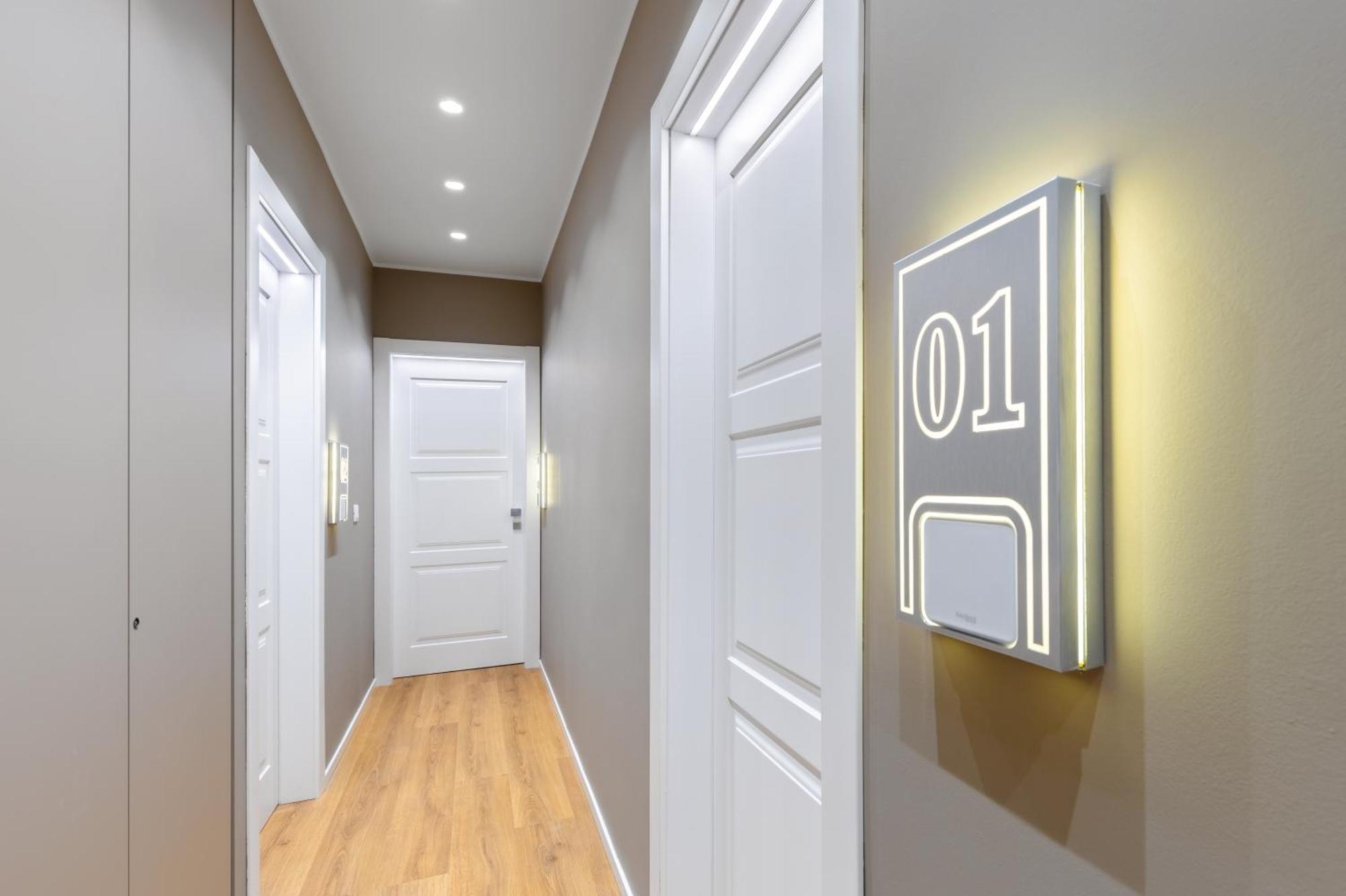 C8 Apartments 아스티 외부 사진
